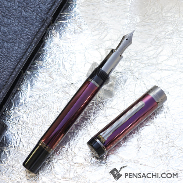 サキナ lavender Sulky 40 Wt. Rayon Thread- Lavender - 850 yd. Spool