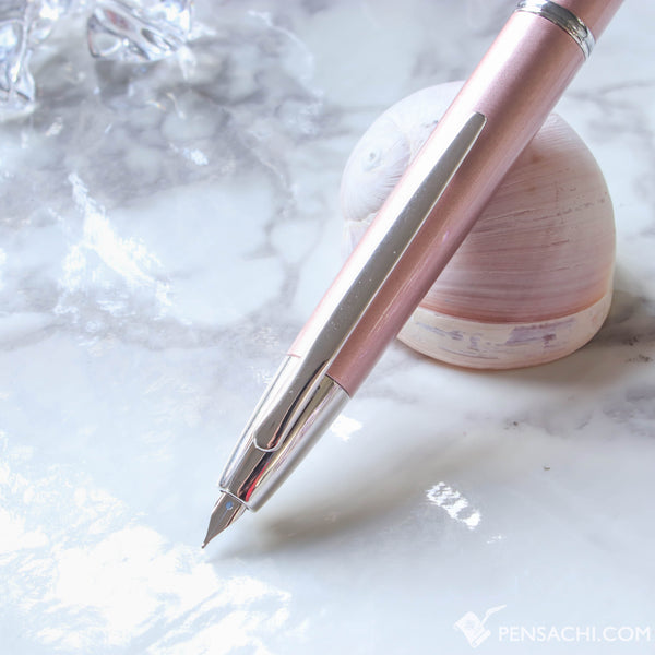 PILOT Vanishing Point Capless Decimo Fountain Pen - Champagne Pink
