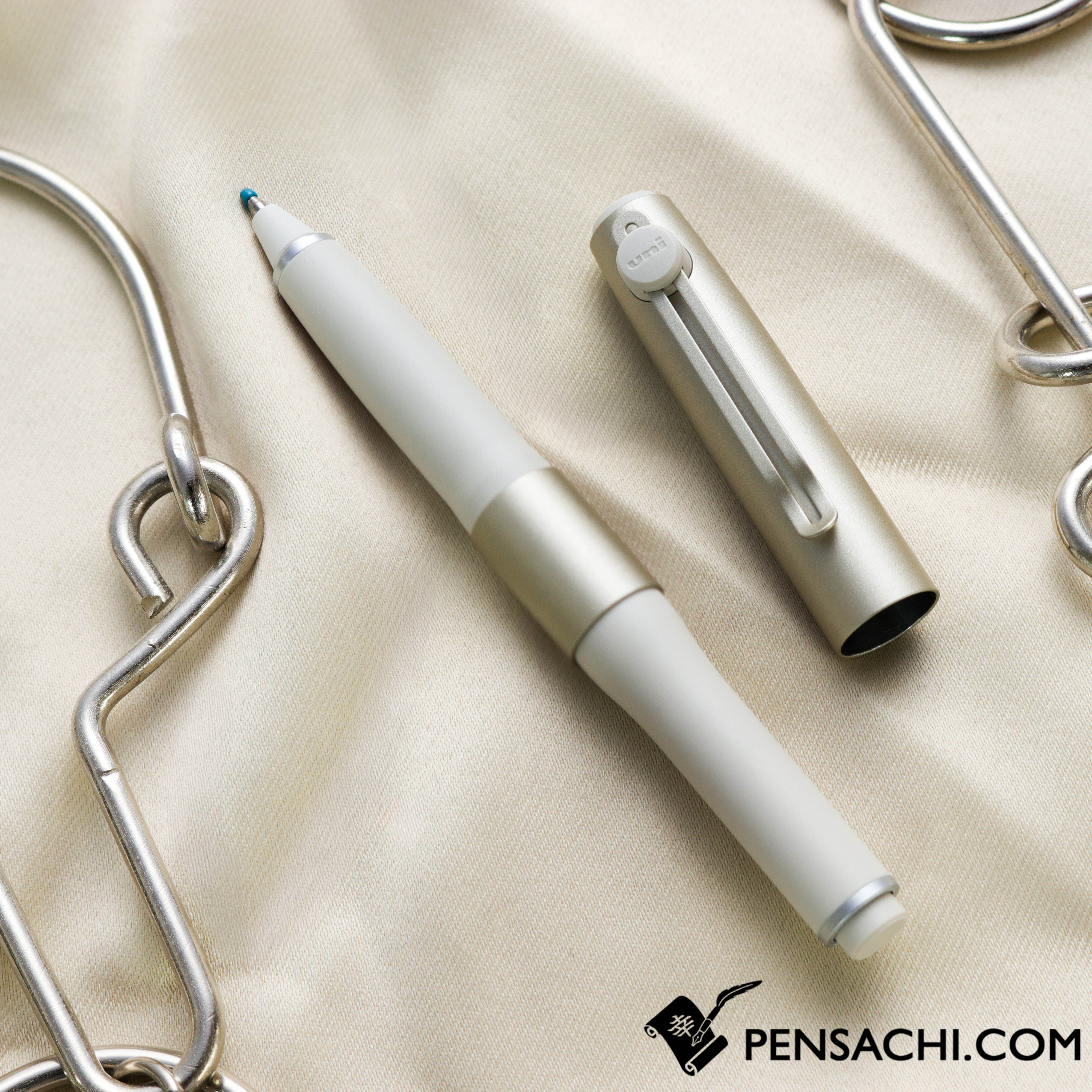 Uni-ball ZENTO Signature Model Gel Pen - Champagne Gold– PenSachi