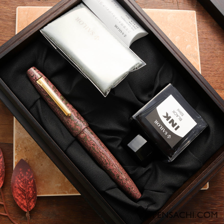 SAILOR King Of Pens Naginata Togi Ebonite - Umesaki - PenSachi Japanese Limited Fountain Pen