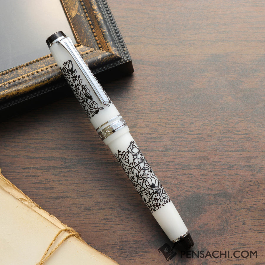 SAILOR Limited Edition Pro Gear Slim Fountain Pen - Souka White