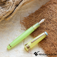 SAILOR Limited Edition Professional Gear Slim Fountain Pen -  Budgie Green - PenSachi Japanese Limited Fountain Pen