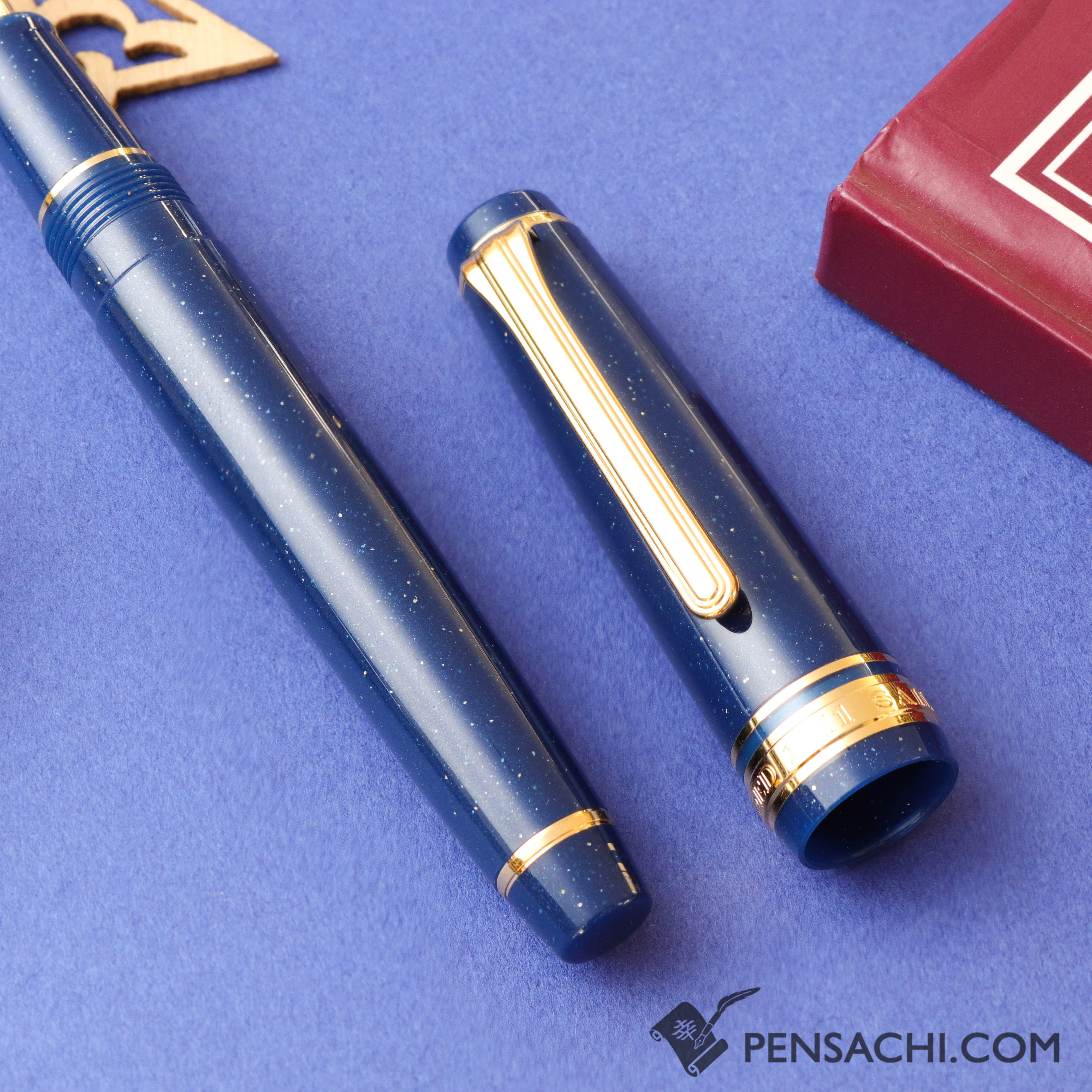 SAILOR Pro Gear Slim Shikiori Otogibanashi Fountain Pen - Milky
