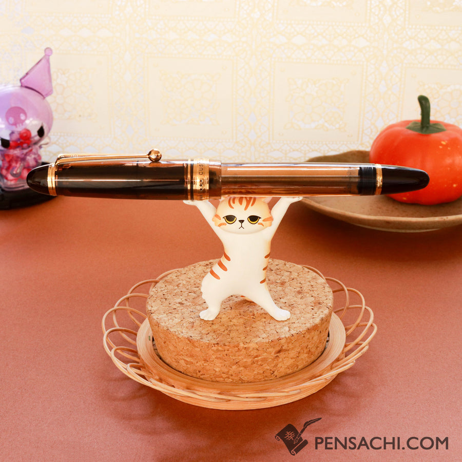 Nekonopen Penholder 6 - Exotic Short Hair Red and White - PenSachi Japanese Limited Fountain Pen