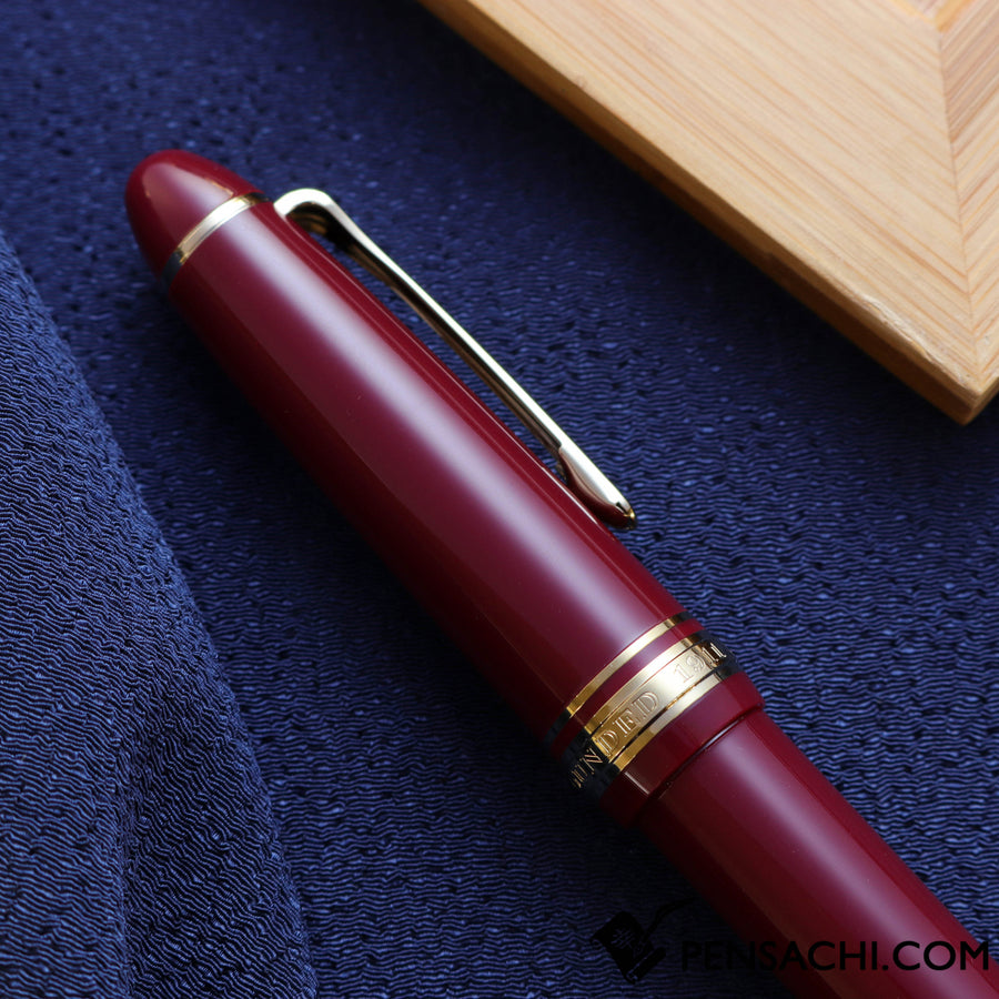 SAILOR 1911 Large (Full size) 14 Gold Trim Fountain Pen - Red