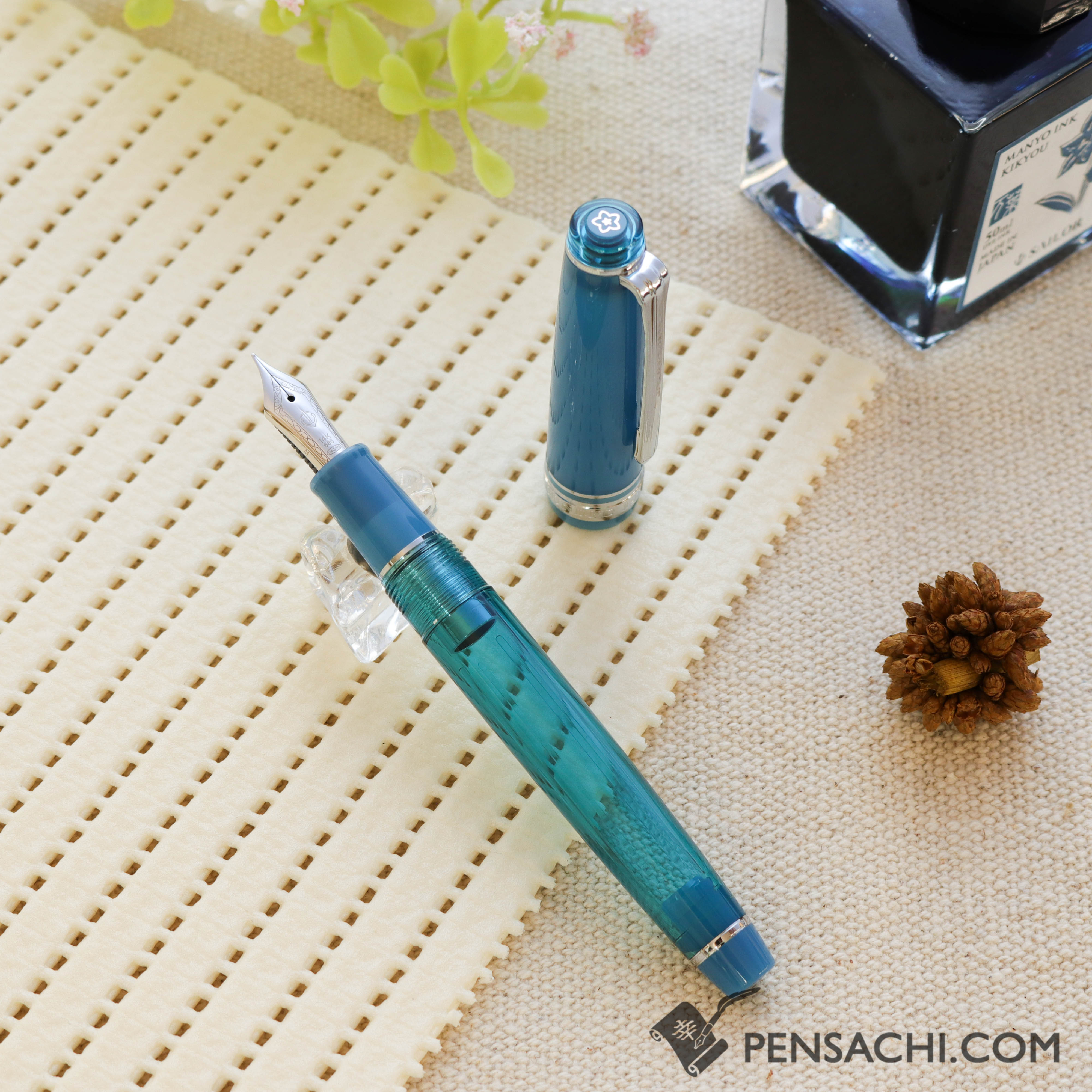 SAILOR Limited Edition Pro Gear Slim Manyo Fountain Pen Set - Violet |  PenSachi - Japan Limited Fountain Pen