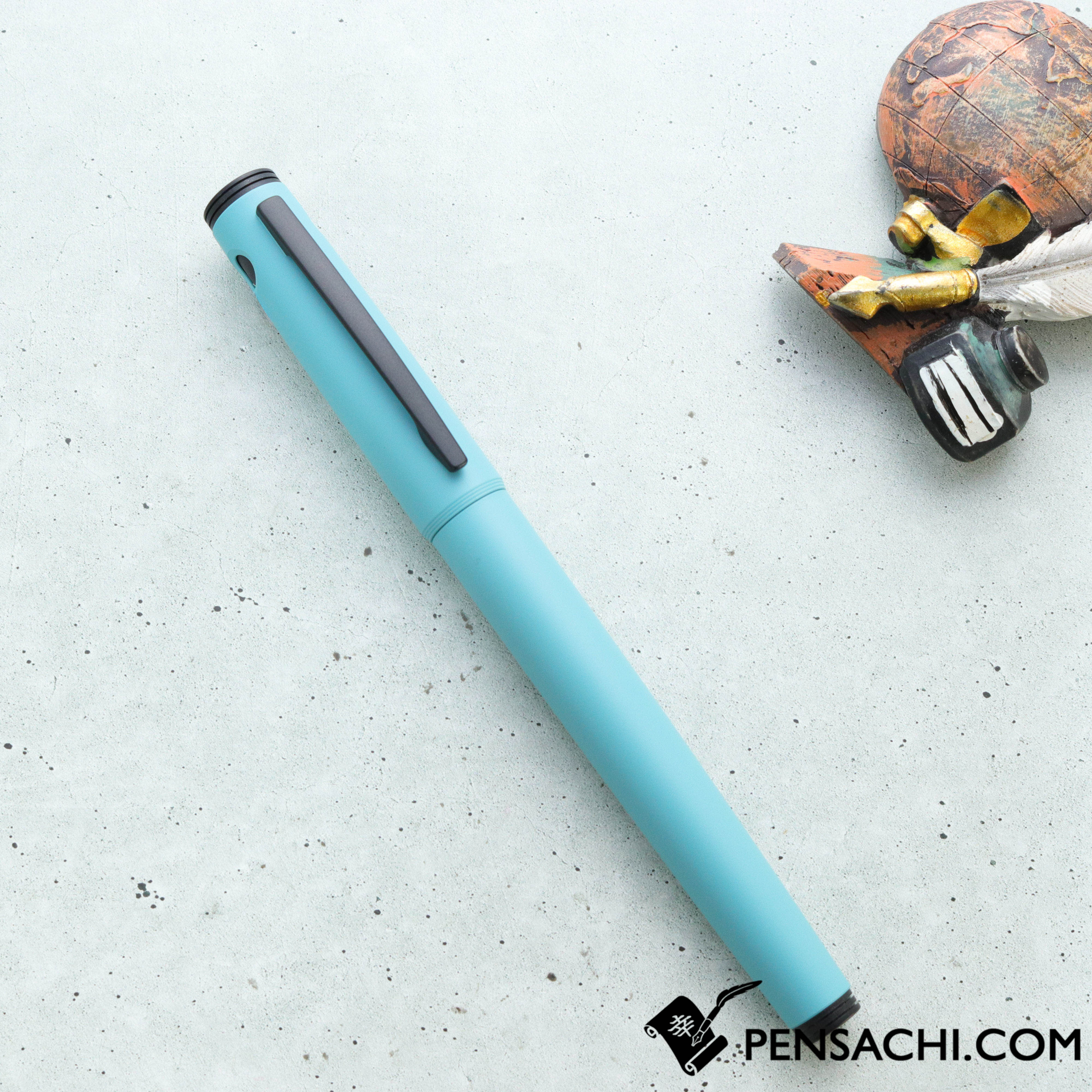 PILOT Lightive Fountain Pen - Turquoise Matte– PenSachi
