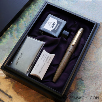 SAILOR King Of Pens Naginata Togi Ebonite Shoukei