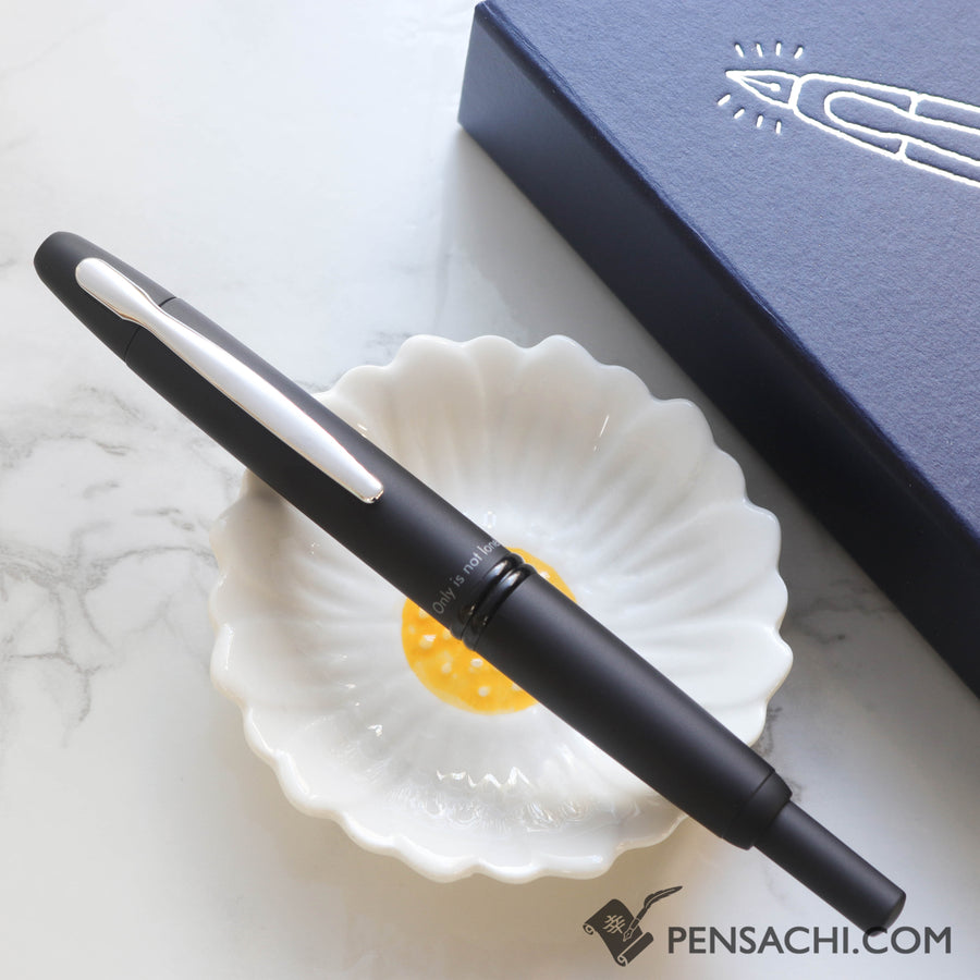 PILOT Limited Edition Vanishing Point Capless - Hobonichi Matte Black - PenSachi Japanese Limited Fountain Pen