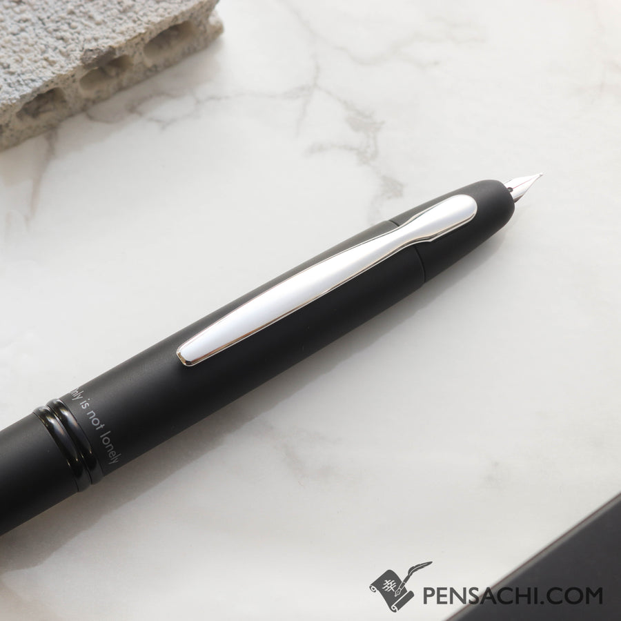 PILOT Limited Edition Vanishing Point Capless - Hobonichi Matte Black - PenSachi Japanese Limited Fountain Pen