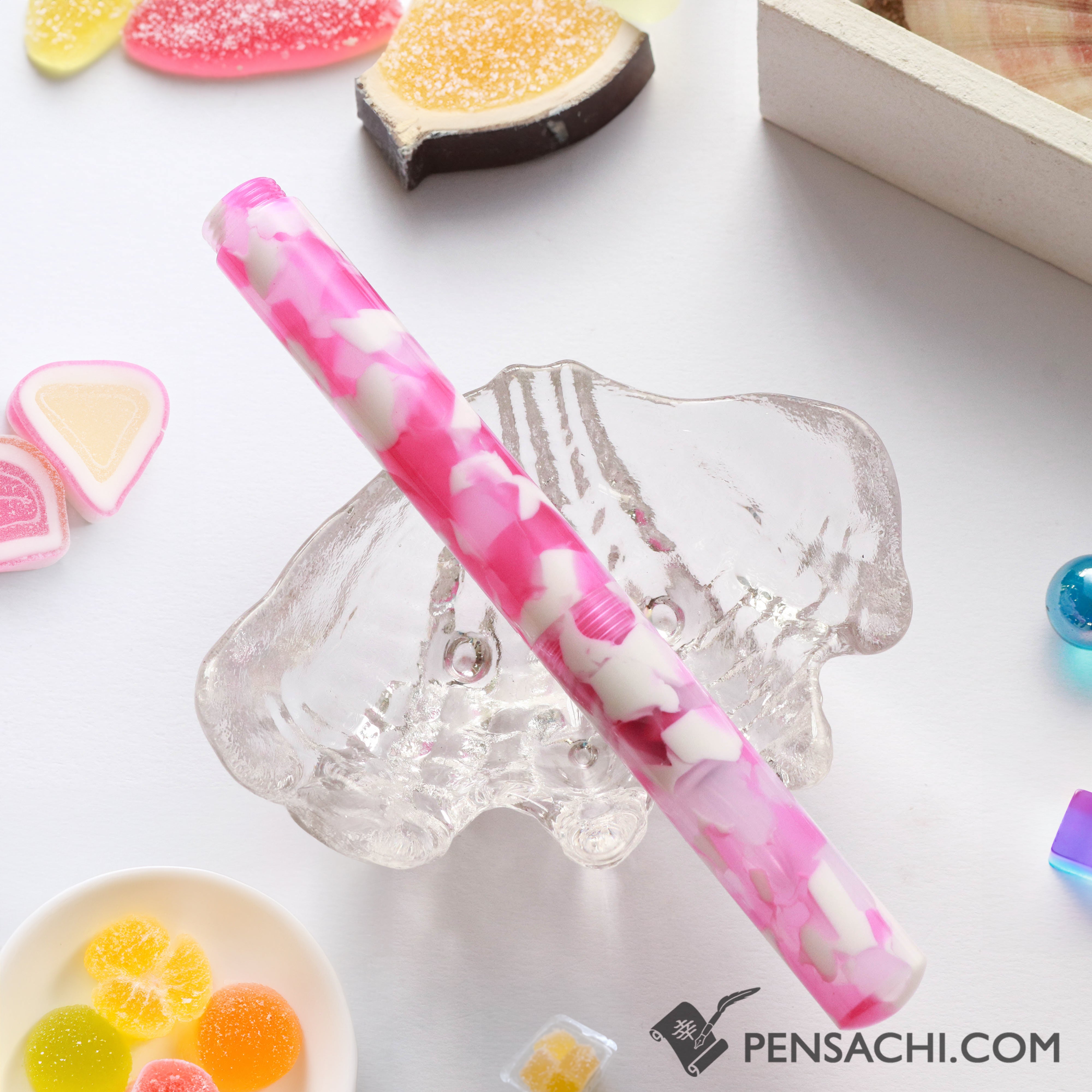 𝒢𝓁𝒶𝓈𝓈 𝒫ℯ𝓃– PenSachi