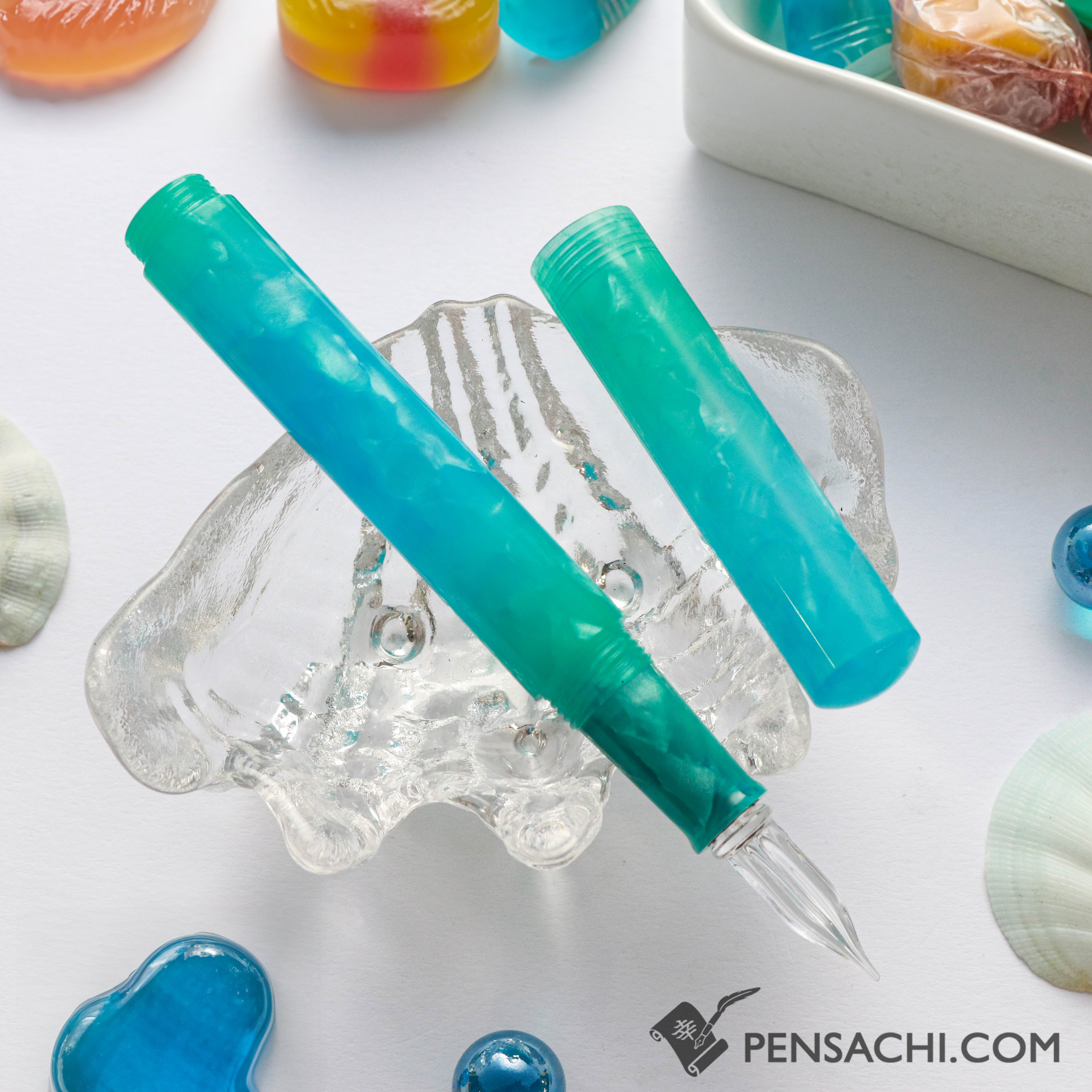 【トルコ・ガラスペン】ジェリーフィッシュ（青） Teranishi Guitar Aurora Glass Pen with cap - Jelly Blue– PenSachi