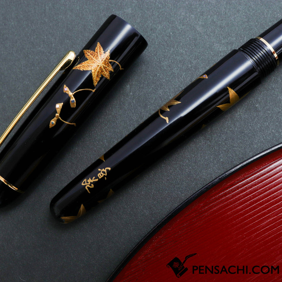 PLATINUM #3776 Century Luxury Kaga Hira Maki-e Fountain Pen