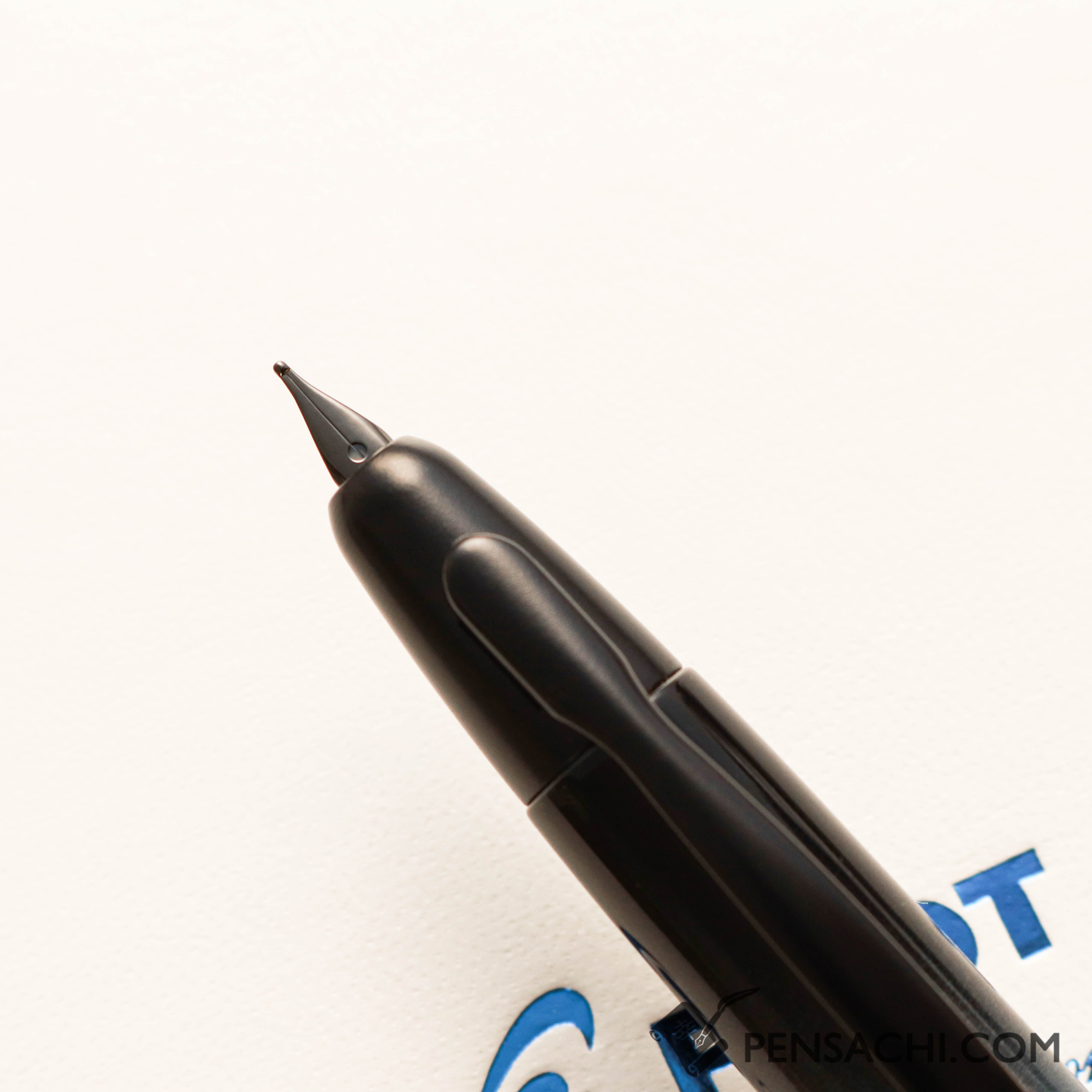 PILOT Limited Edition Vanishing Point Capless - Black Ice
