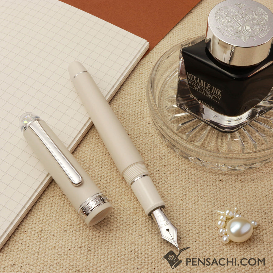 PLATINUM Limited Edition #3776 Century Fountain Pen - Shape of Heart Ivoire - PenSachi Japanese Limited Fountain Pen