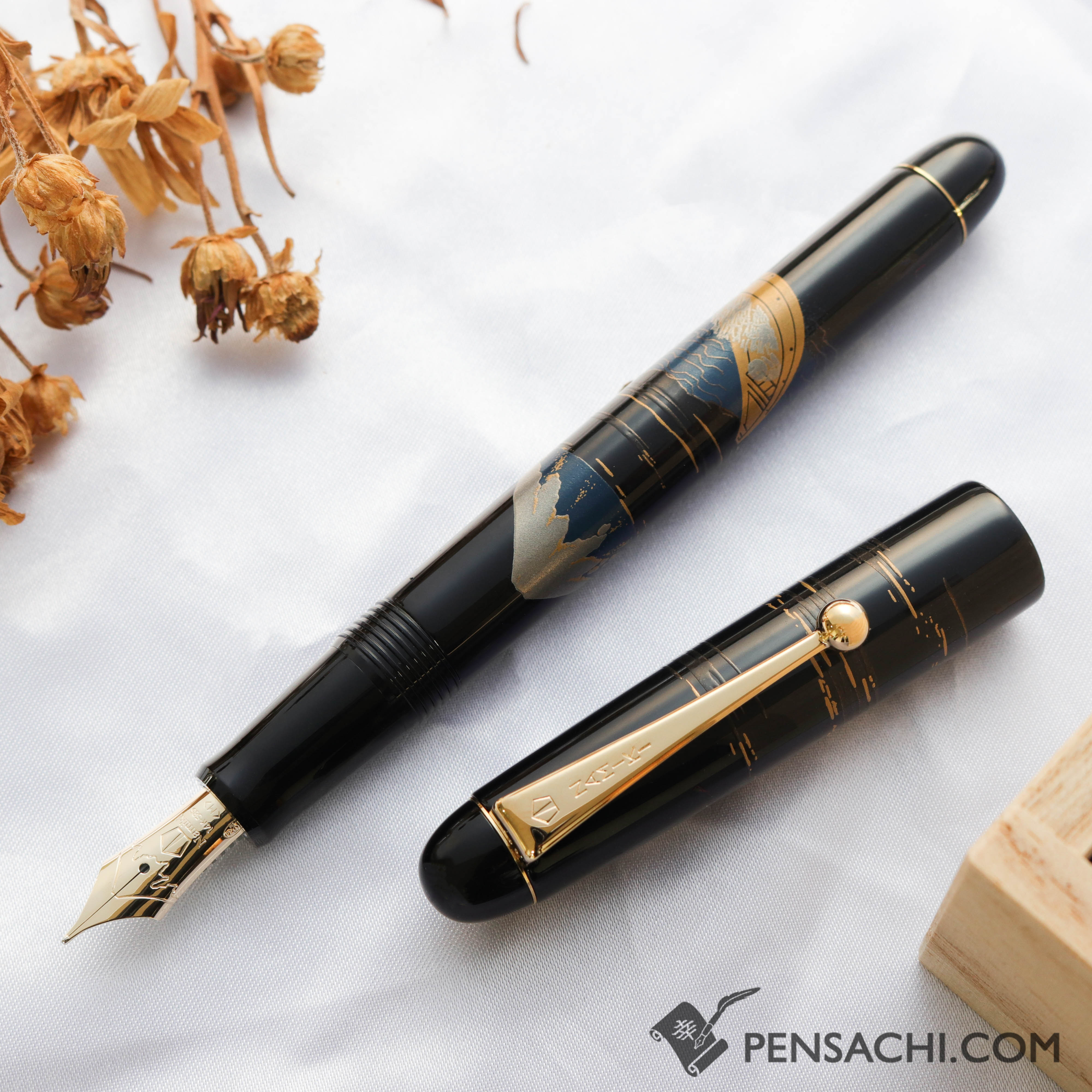 Namiki Nippon Art Fountain Pen - Fuji and the Boat | PenSachi