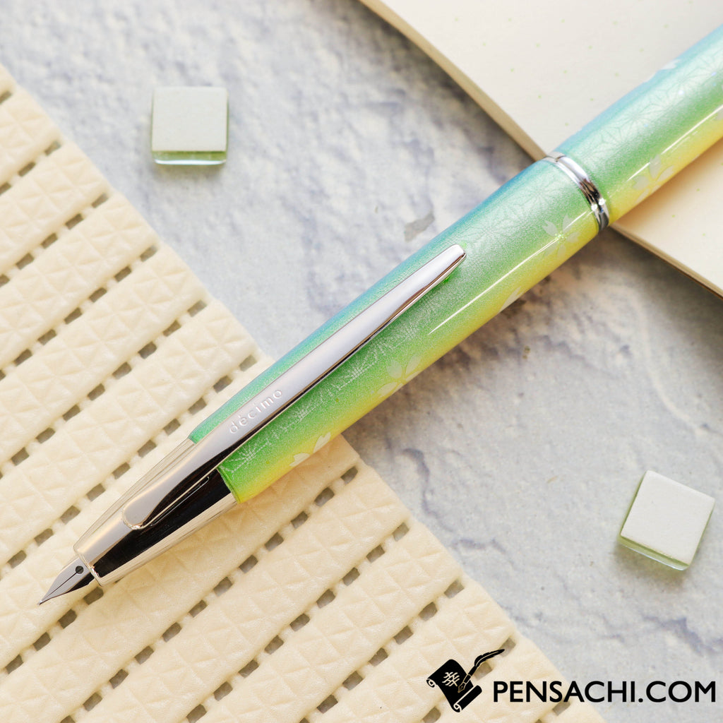 PILOT Limited Edition Vanishing Point Capless Decimo - Flower and Rainbow