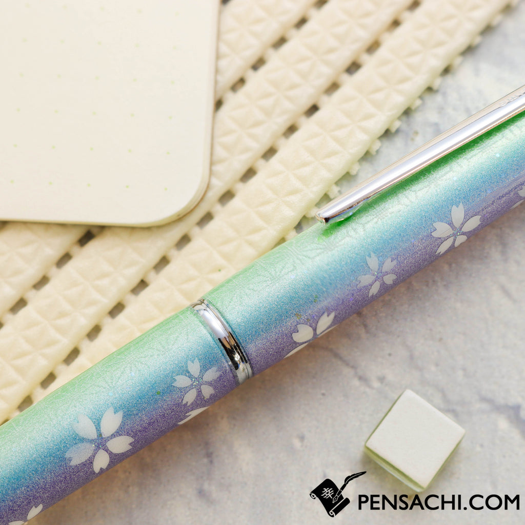 PILOT Limited Edition Vanishing Point Capless Decimo - Flower and Rainbow