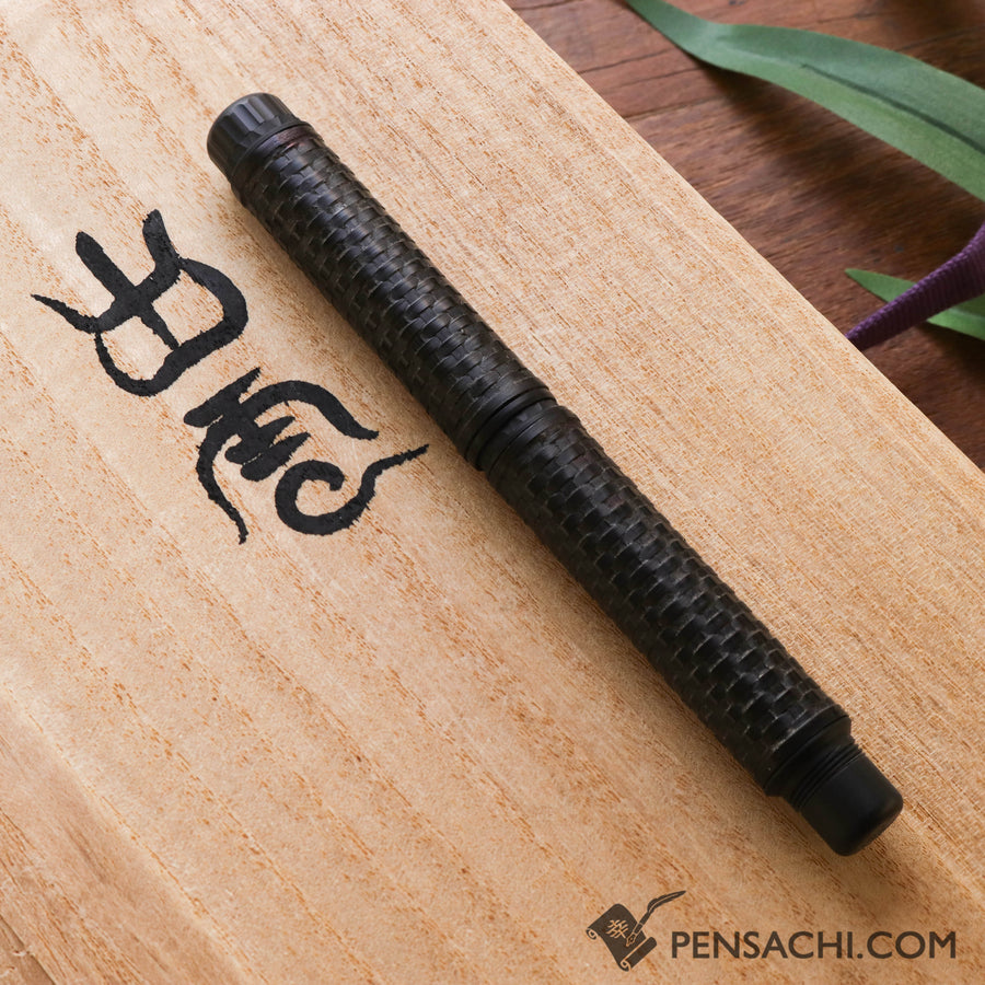 PLATINUM Izumo Takeami Fountain Pen - Ankokushoku - PenSachi Japanese Limited Fountain Pen