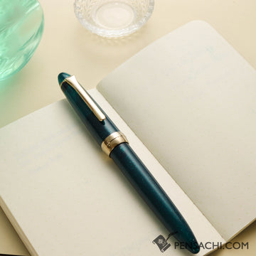 SAILOR 1911 Profit Pro-Color Shikiori Kusa Asobi Fountain Pen - Snow Rabbit - PenSachi Japanese Limited Fountain Pen