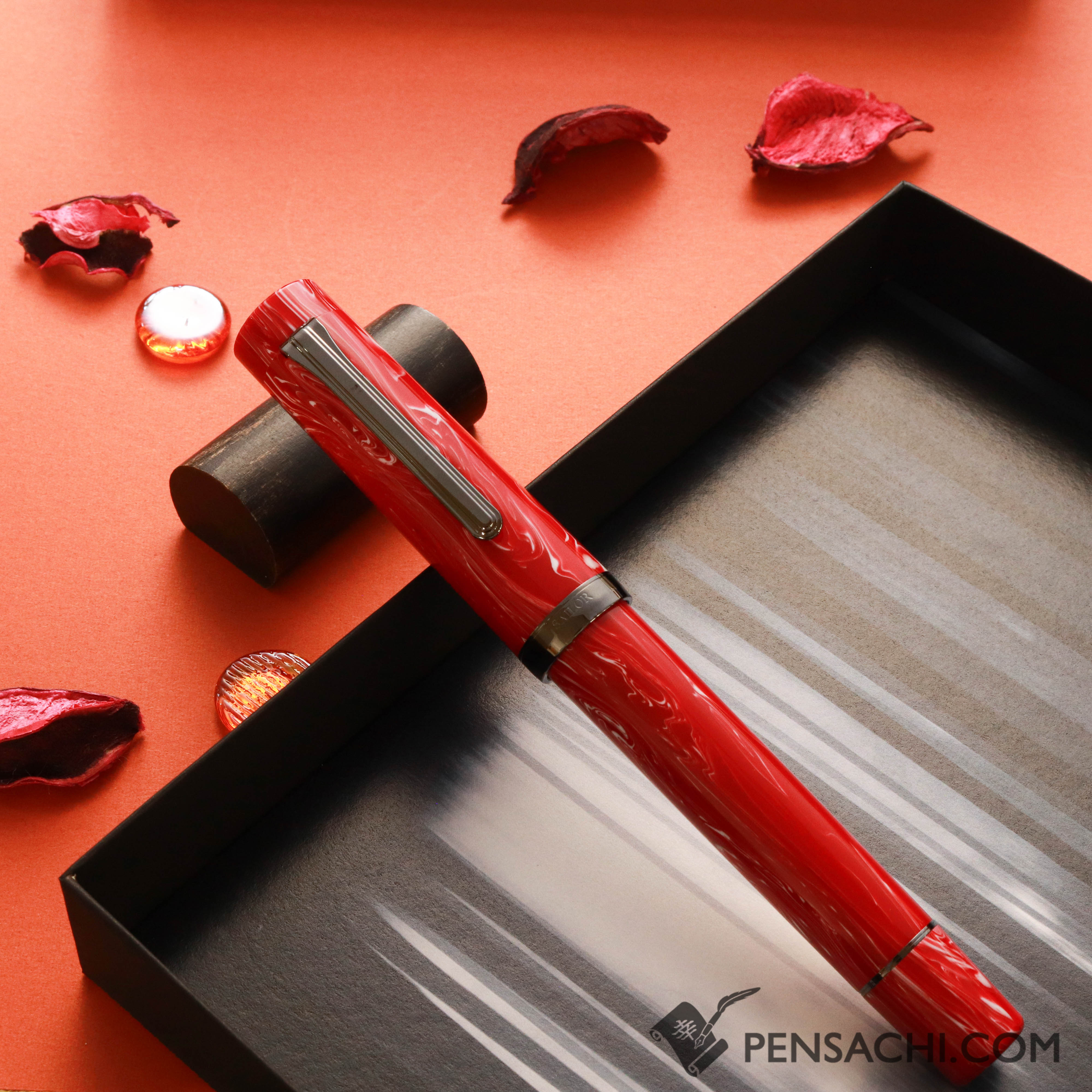 未使用・超大型・買得】セーラー ルミナスシャドー レッド 万年筆