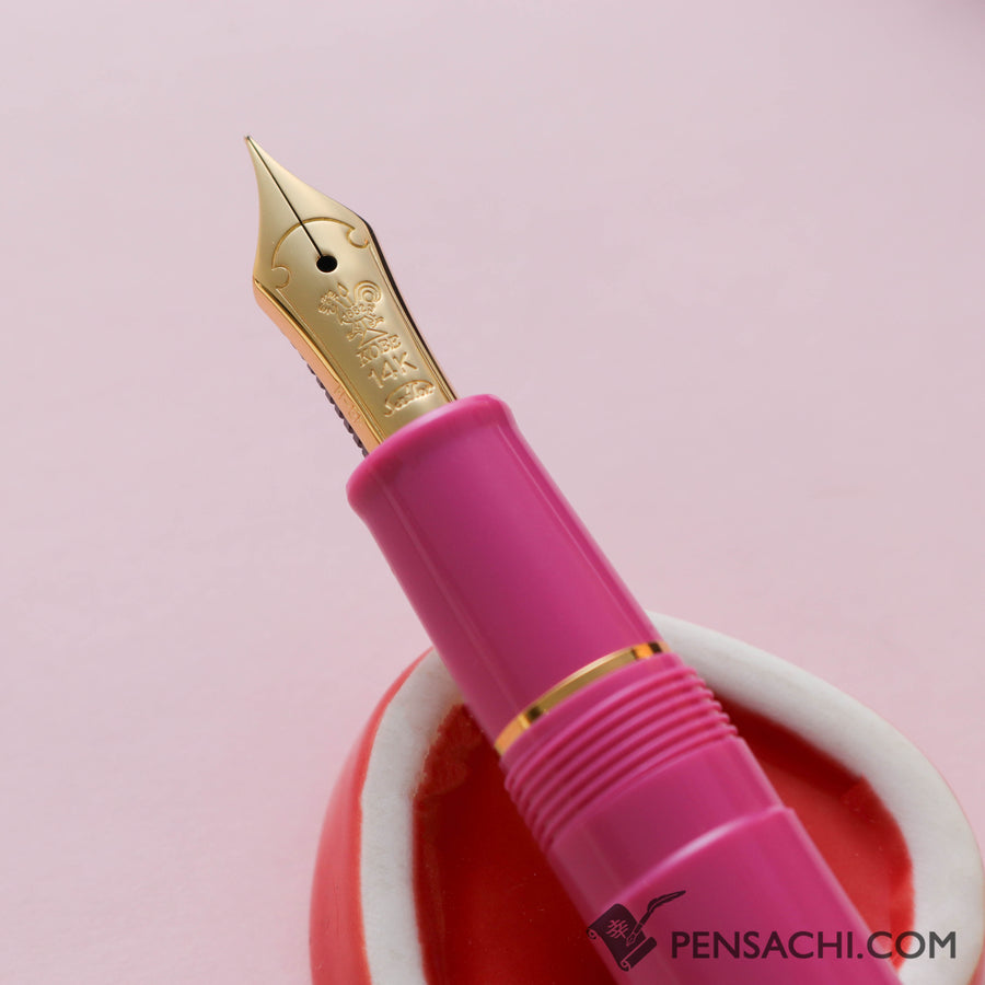 SAILOR Limited Edition Pro Gear Slim Fountain Pen - Rose - PenSachi Japanese Limited Fountain Pen