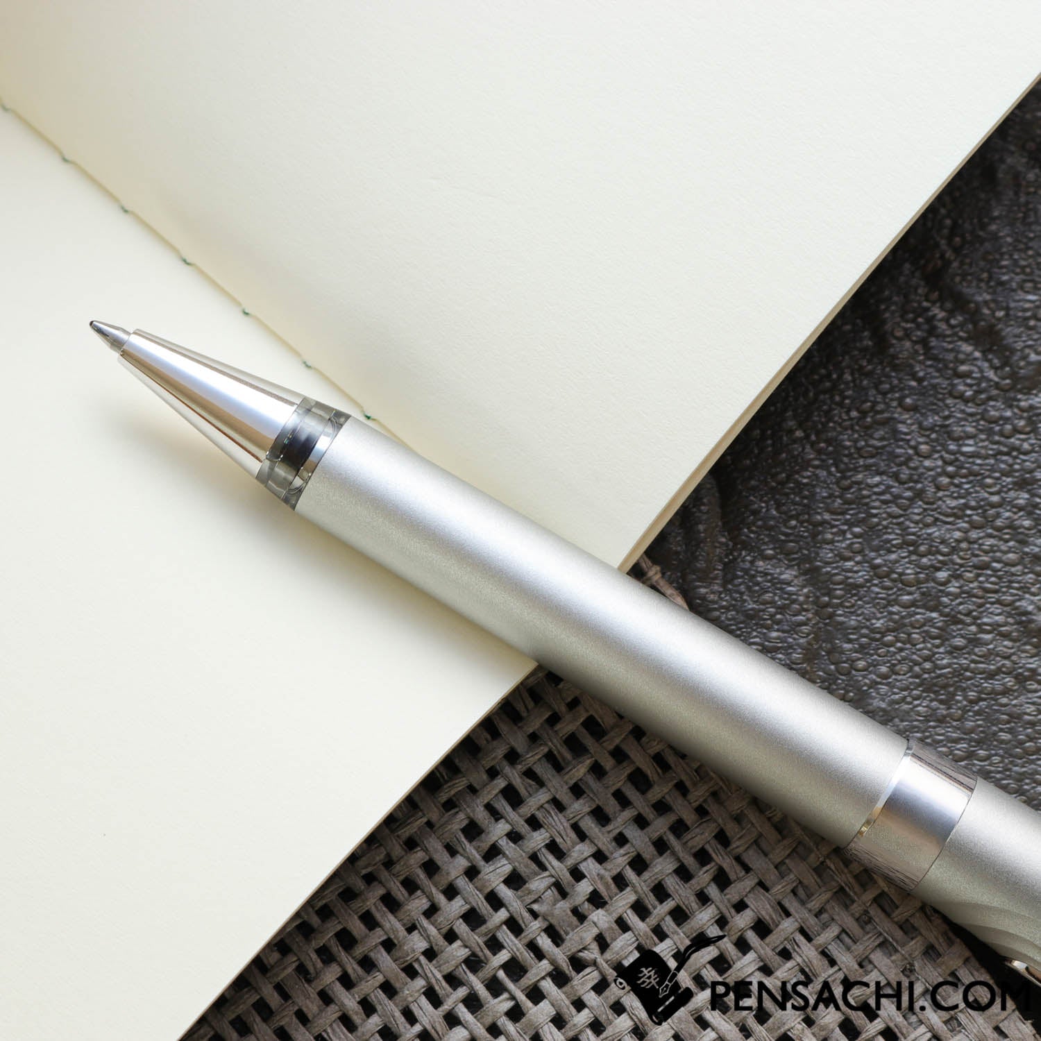 The Zebra Hamon 0.7 Ballpoint Pen - Silver– PenSachi