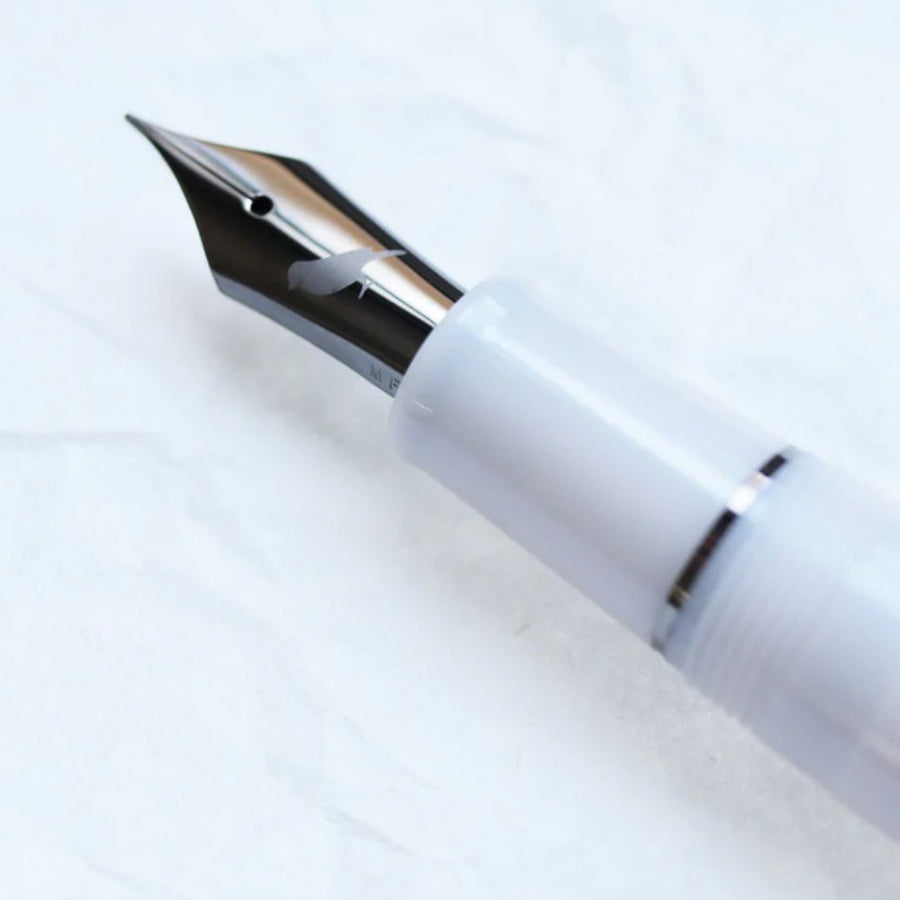 SAILOR Limited Edition Pro Gear Classic Fountain Pen - Usugumo - PenSachi Japanese Limited Fountain Pen