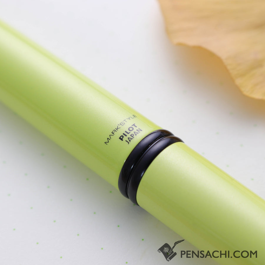 PILOT Limited Edition Vanishing Point Capless Fountain Pen - Black Yellow - PenSachi Japanese Limited Fountain Pen