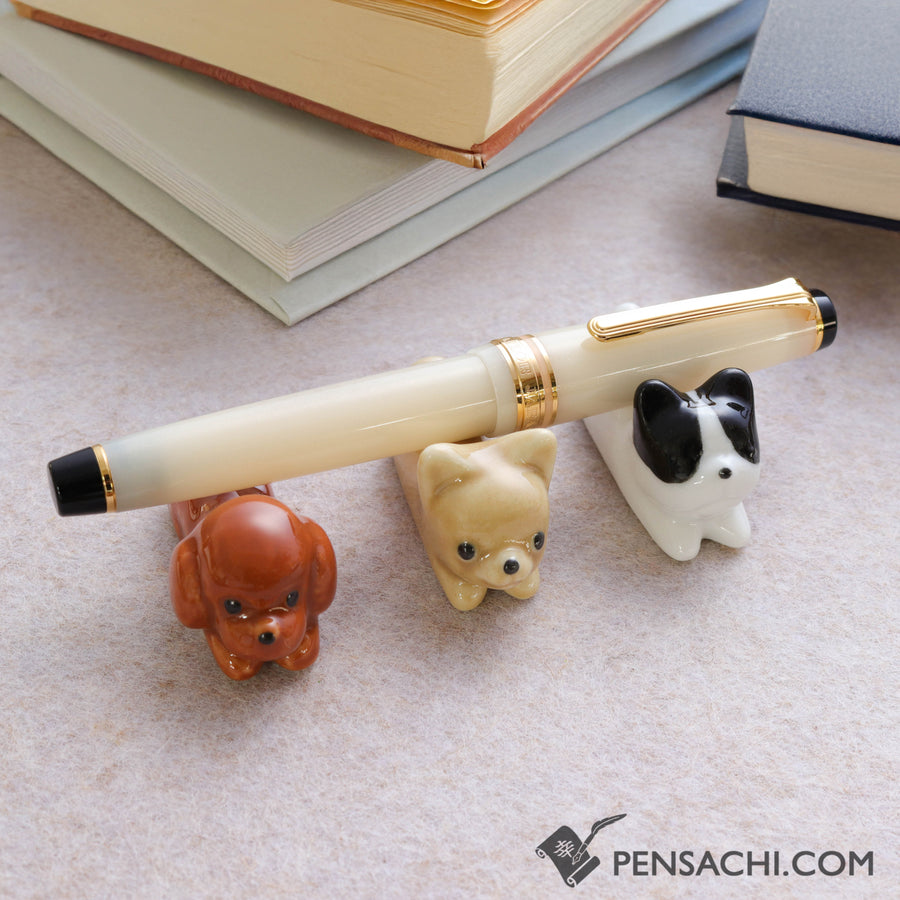 Pen / Chopstick Rest - Chihuahua - PenSachi Japanese Limited Fountain Pen