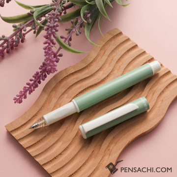 Hero Converter-compatible Rollerball Pen - Green