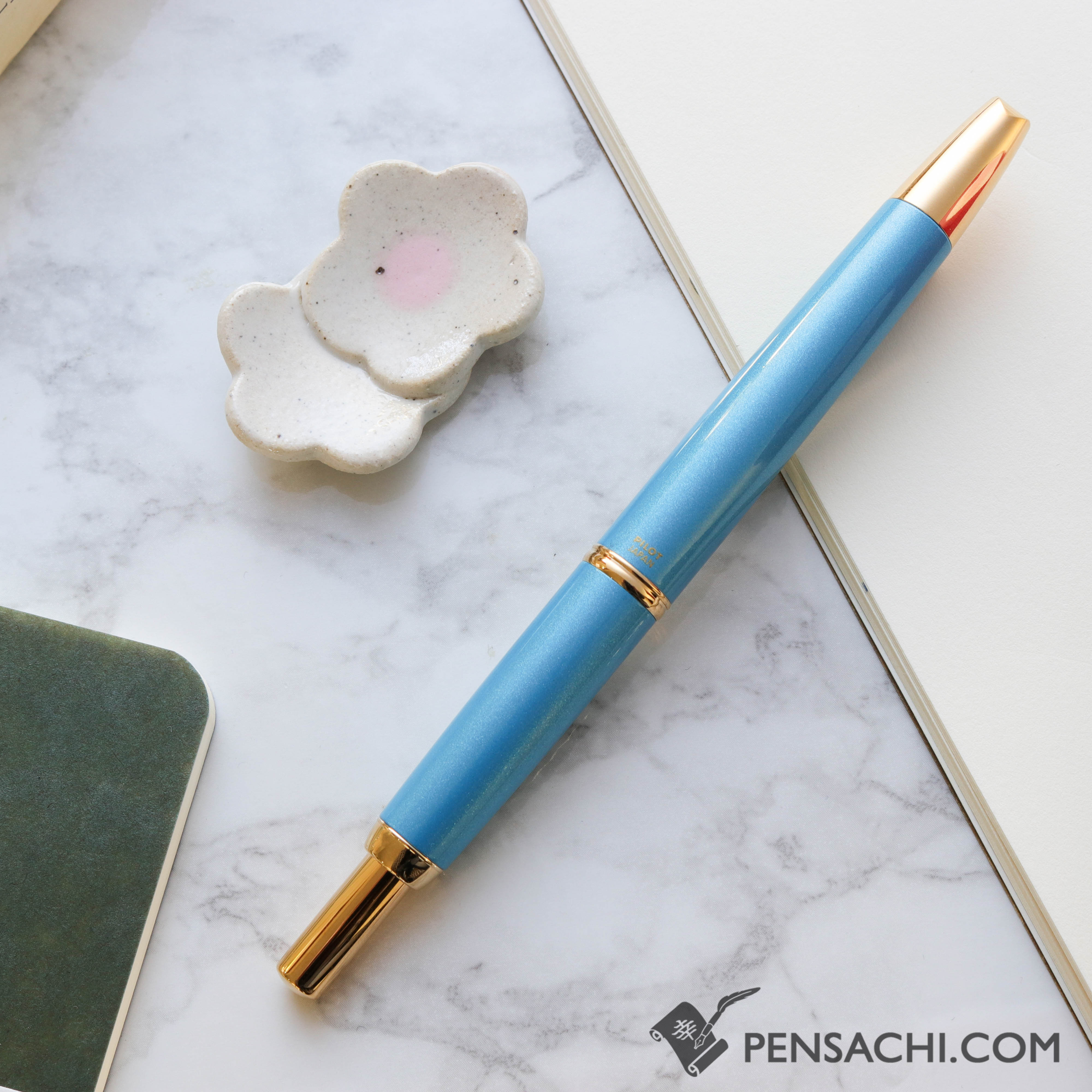 PILOT CAPLESS decimo 20colors darkBlue細字 Pilot Decimo Limited Edition Vanishing Point (2009) - Pearl
