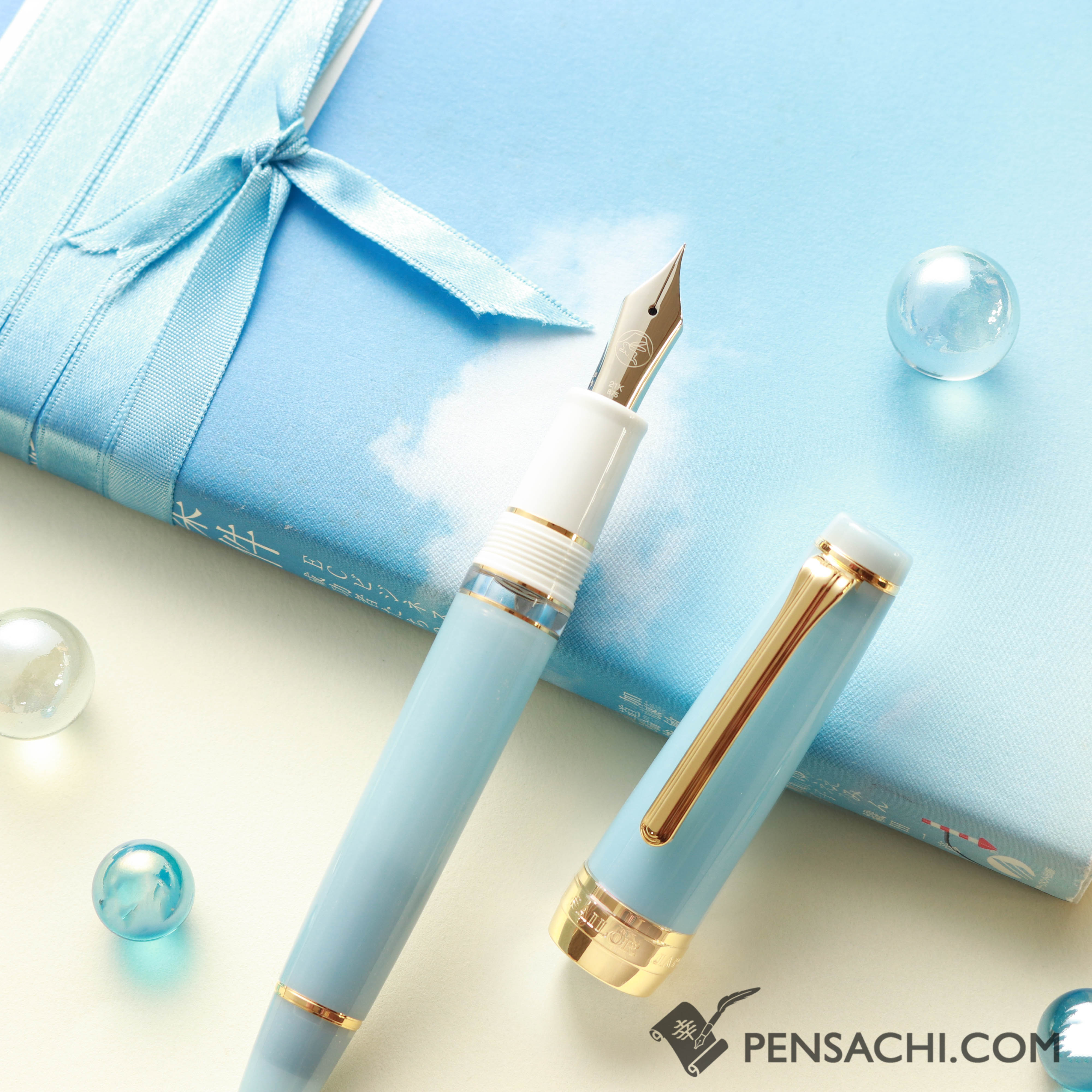 SAILOR Limited Edition Pro Gear Realo Fountain Pen - Blue Sky