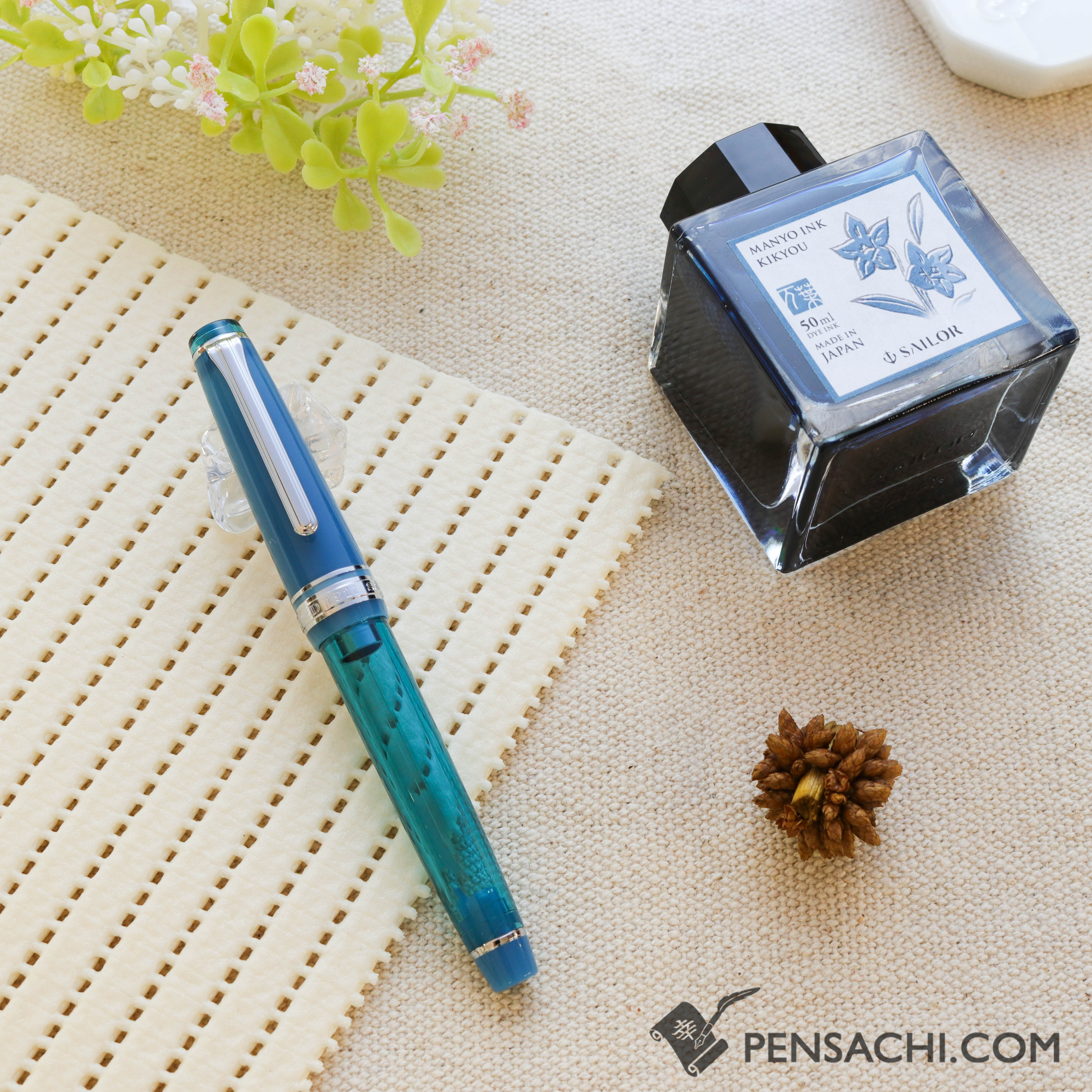 SAILOR Limited Edition Pro Gear Slim Manyo Fountain Pen Set