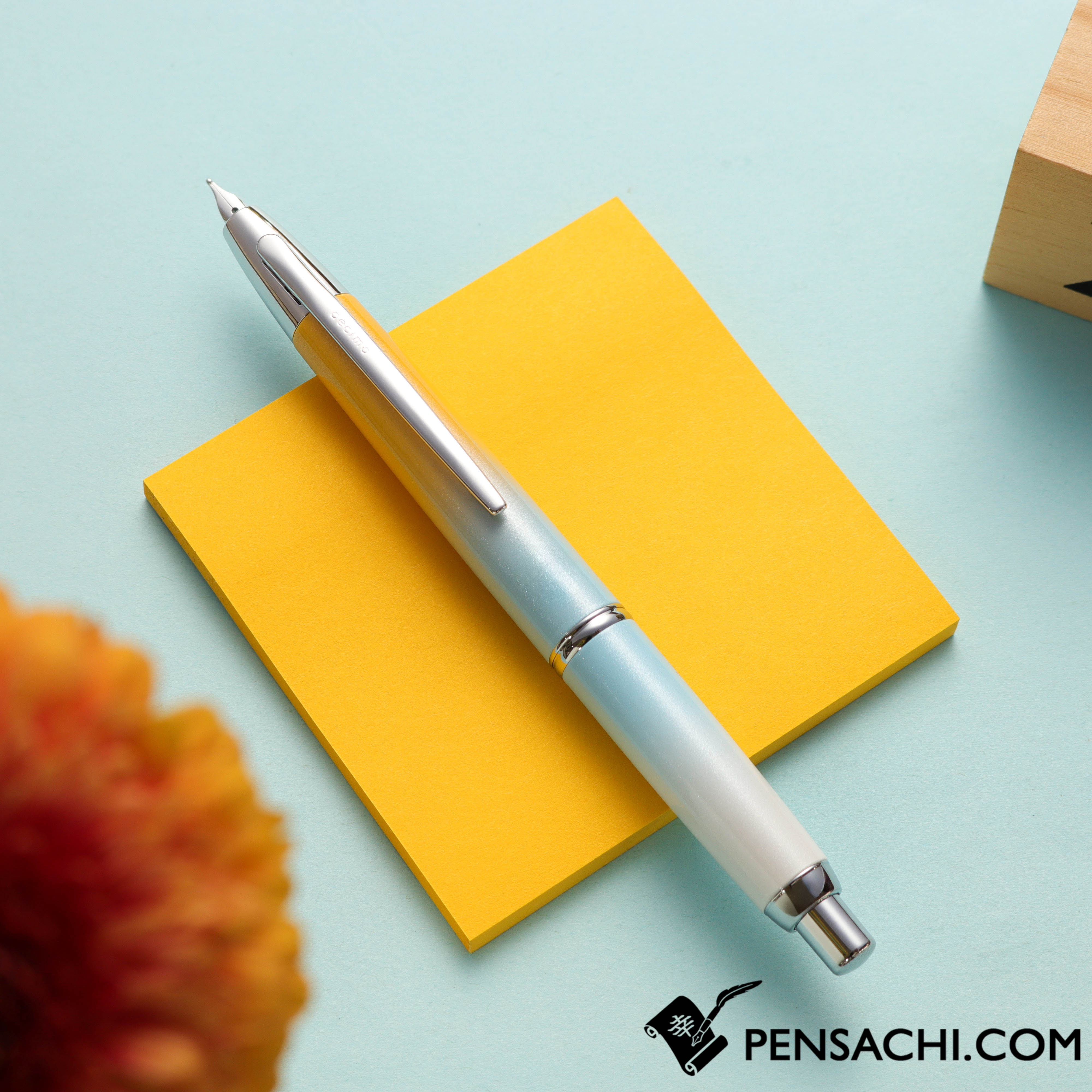 PILOT Limited Edition Vanishing Point Capless Decimo - Spinning