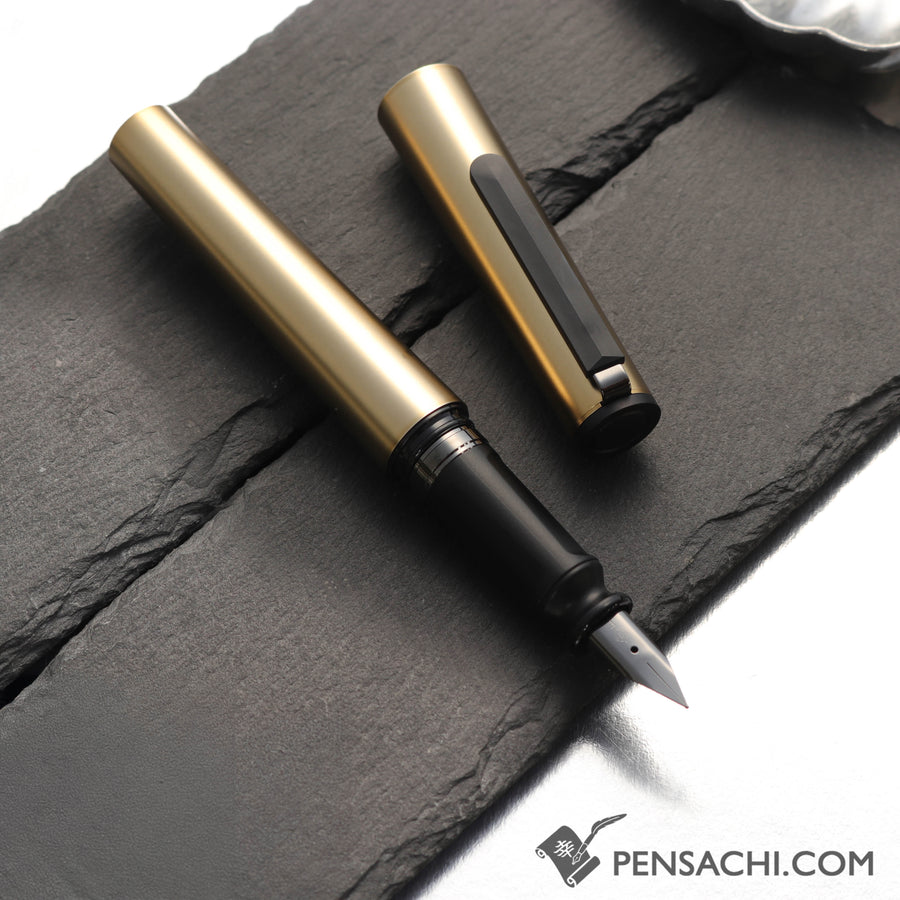 SAILOR Tuzu Adjust Forge Fountain Pen - Gold
