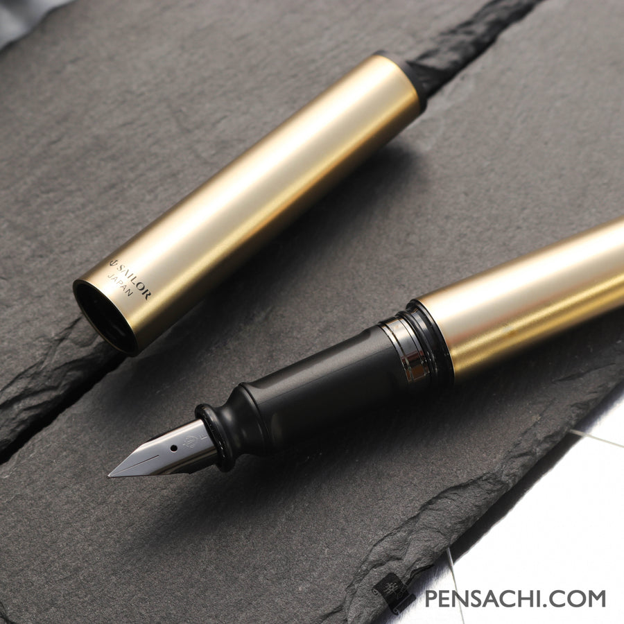 SAILOR Tuzu Adjust Forge Fountain Pen - Gold