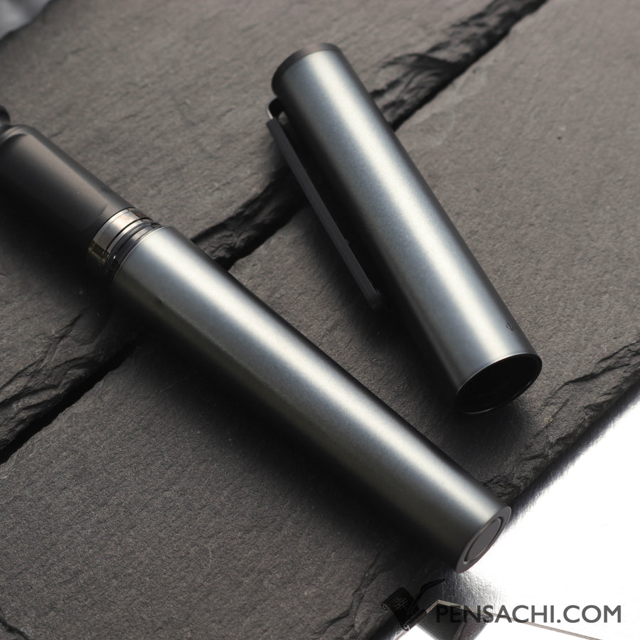 SAILOR Tuzu Adjust Forge Fountain Pen - Gunmetal