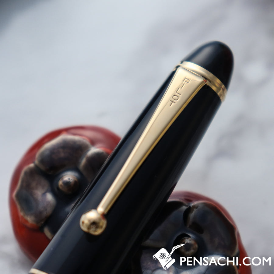 PILOT Custom 823 Fountain Pen Smoke Black Demonstrator Special Nib - FA, WA and more - PenSachi Japanese Limited Fountain Pen