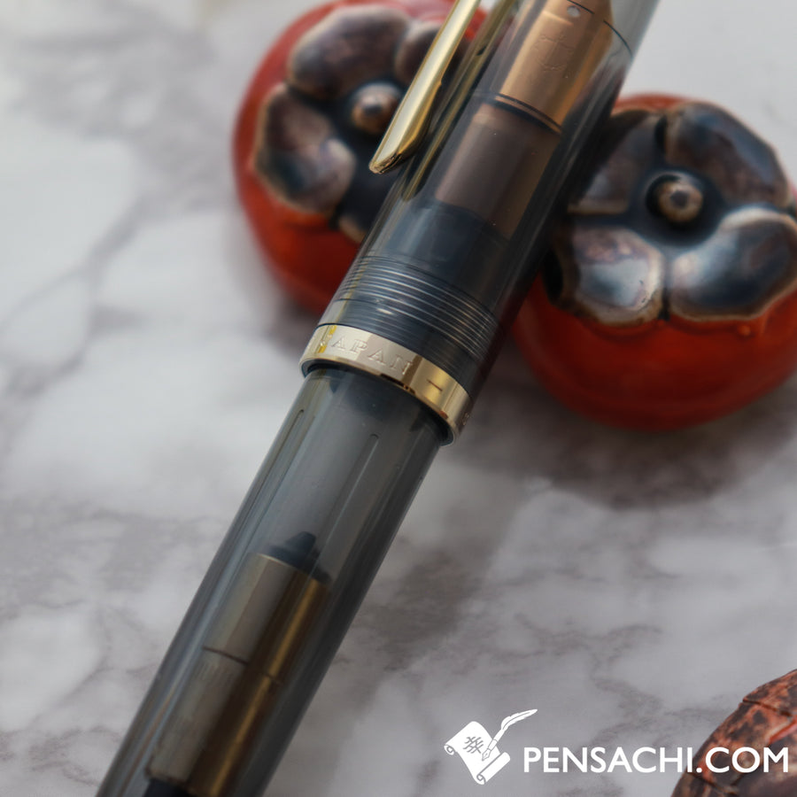 SAILOR 1911 Profit Junior Kurogane Demonstrator Fountain Pen - Transparent Grey - PenSachi Japanese Limited Fountain Pen