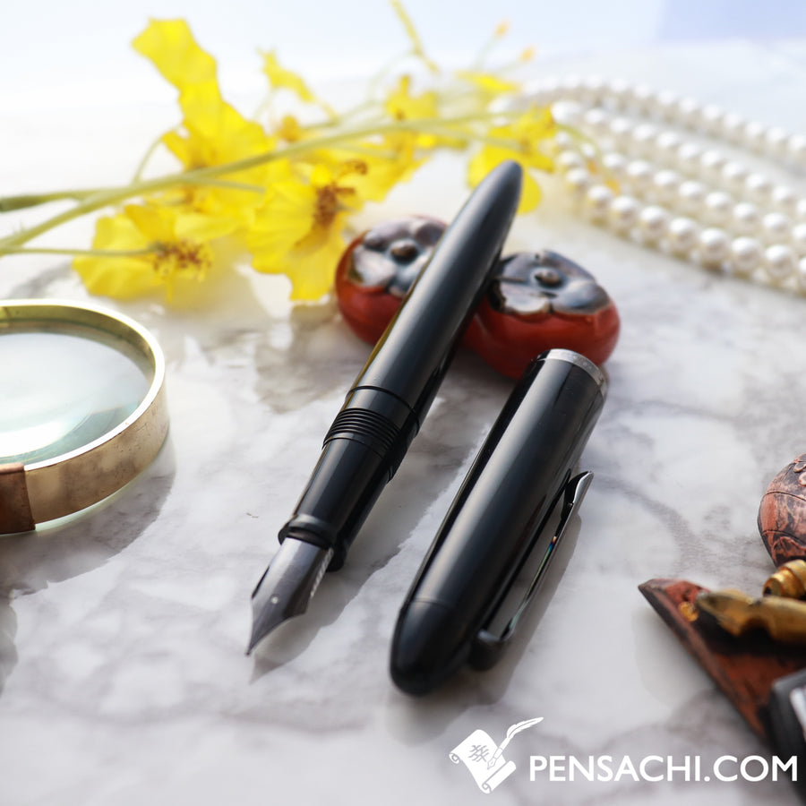 SAILOR 1911 Profit Junior Kurogane Fountain Pen - Black in Black - PenSachi Japanese Limited Fountain Pen