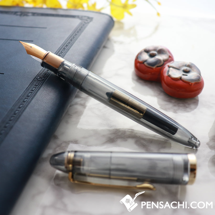 SAILOR 1911 Profit Junior Kurogane Demonstrator Fountain Pen - Transparent Grey - PenSachi Japanese Limited Fountain Pen