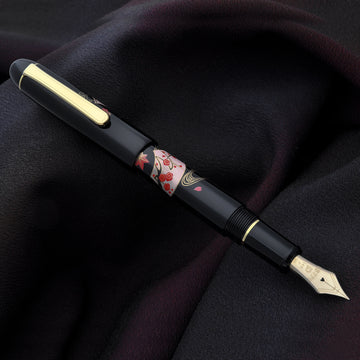 Platinum #3776 Kaga Hira Maki-e Fountain Pen - Senmen - PenSachi Japanese Limited Fountain Pen