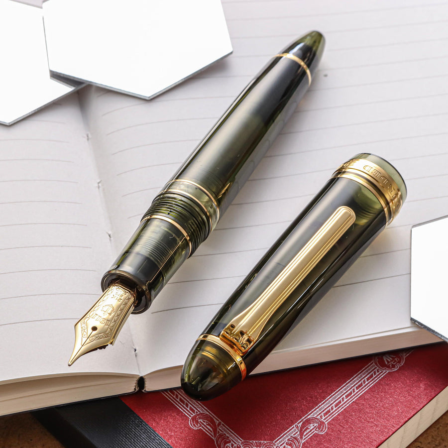 SAILOR Limited Edition 1911 Large (Full size) Realo Demonstrator Fountain Pen - Dark Green - PenSachi Japanese Limited Fountain Pen