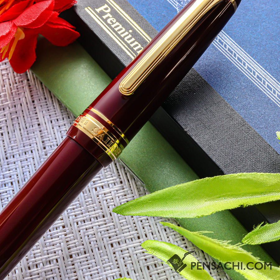 SAILOR 1911 Standard (Mid size) 21 Karat Gold Fountain Pen - Wine Red - PenSachi Japanese Limited Fountain Pen