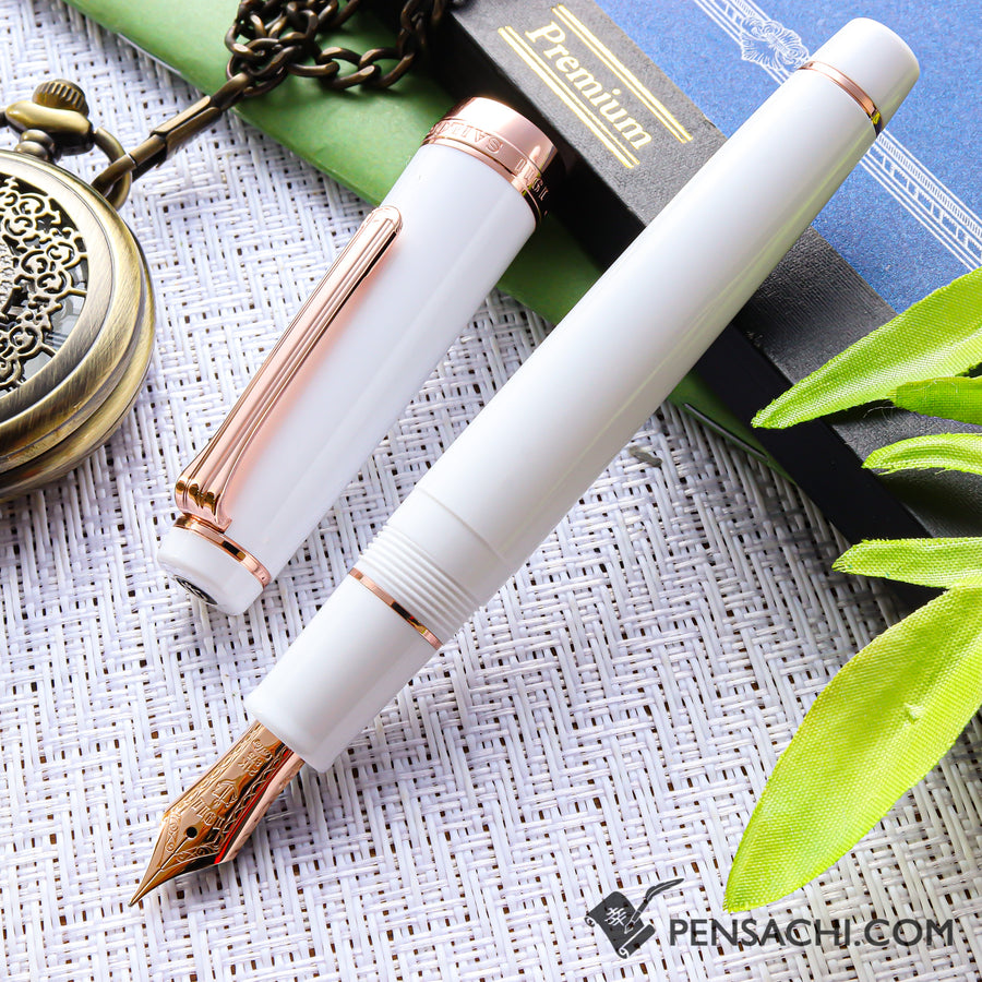 SAILOR Pro Gear Classic Fountain Pen - Pink Gold - PenSachi Japanese Limited Fountain Pen