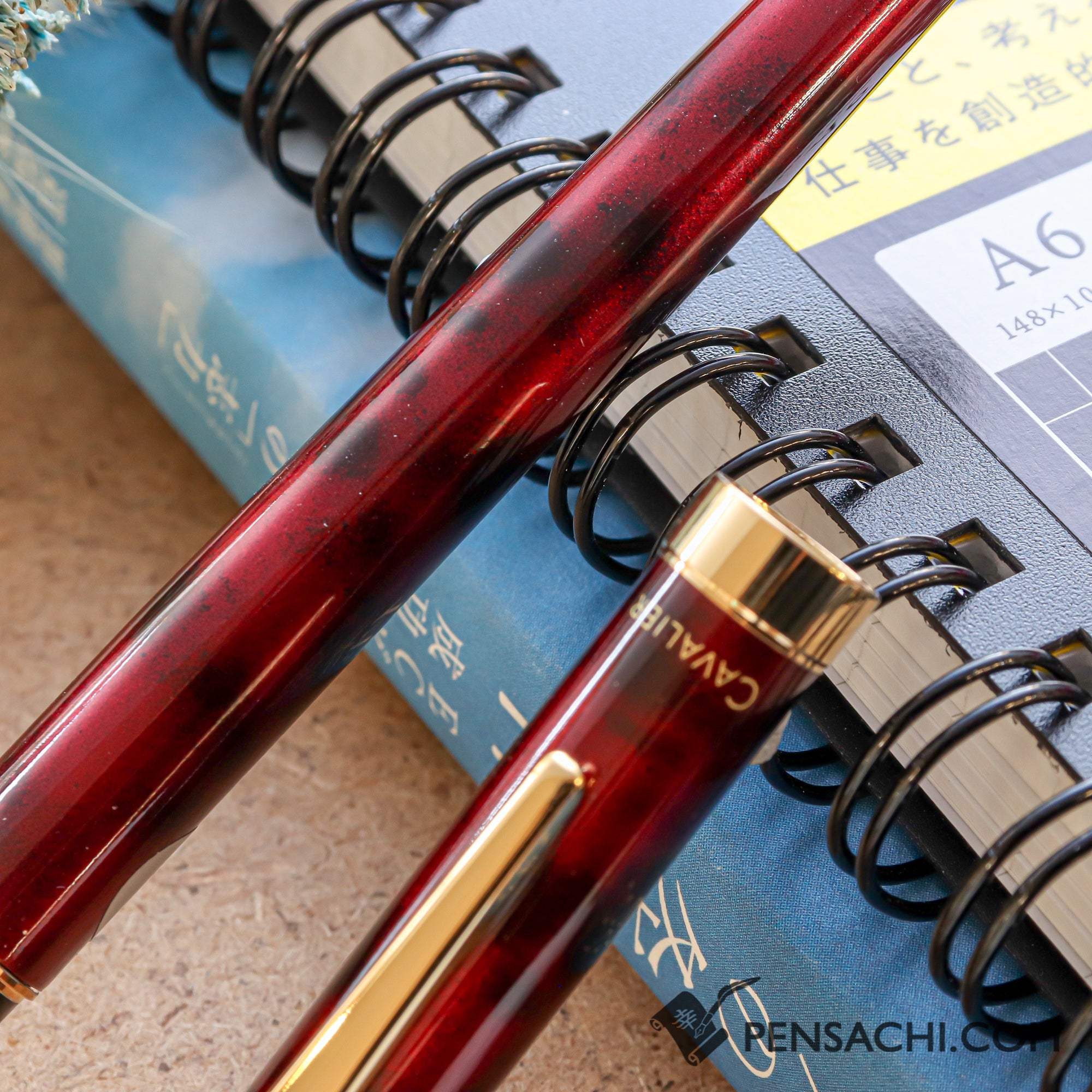 洋蘭　Den.MaroonStar'Cavalier' Horween Cavalier Leather | The Tannery Row | Leather Distributor