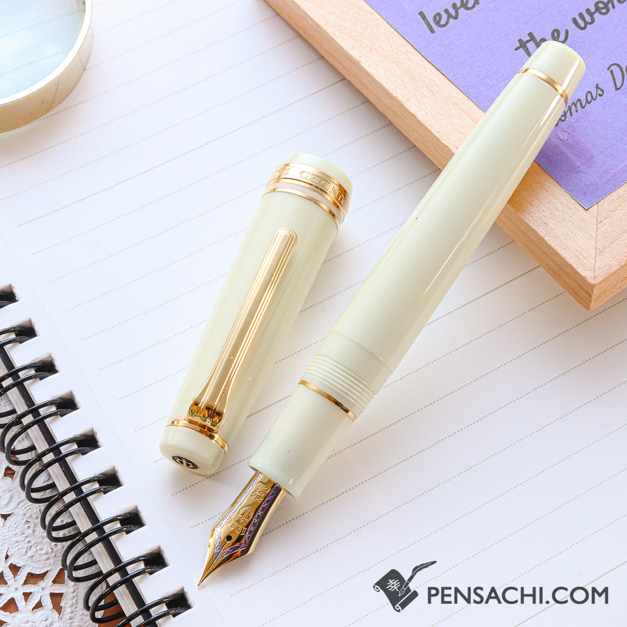 SAILOR Limited Edition Pro Gear Classic Fountain Pen - Daisy White - PenSachi Japanese Limited Fountain Pen