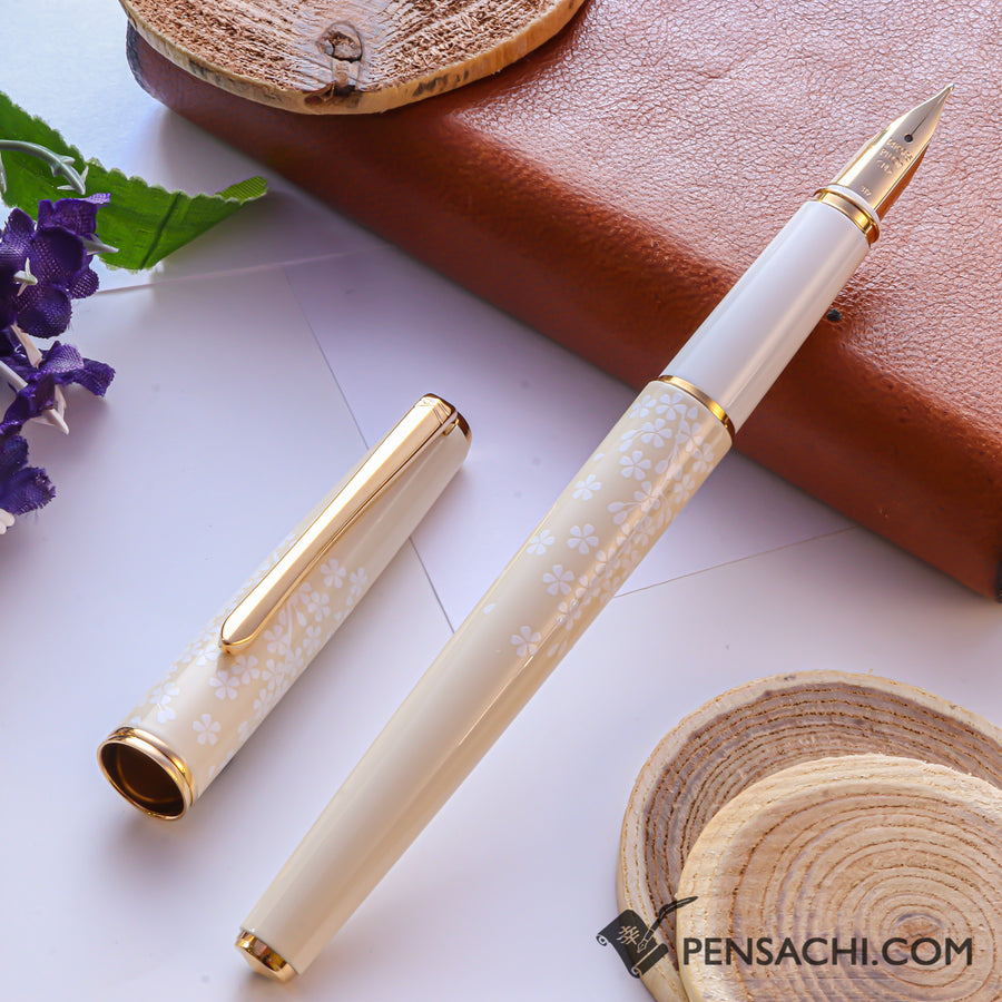 PILOT Lady White Fountain Pen - Sakura - PenSachi Japanese Limited Fountain Pen