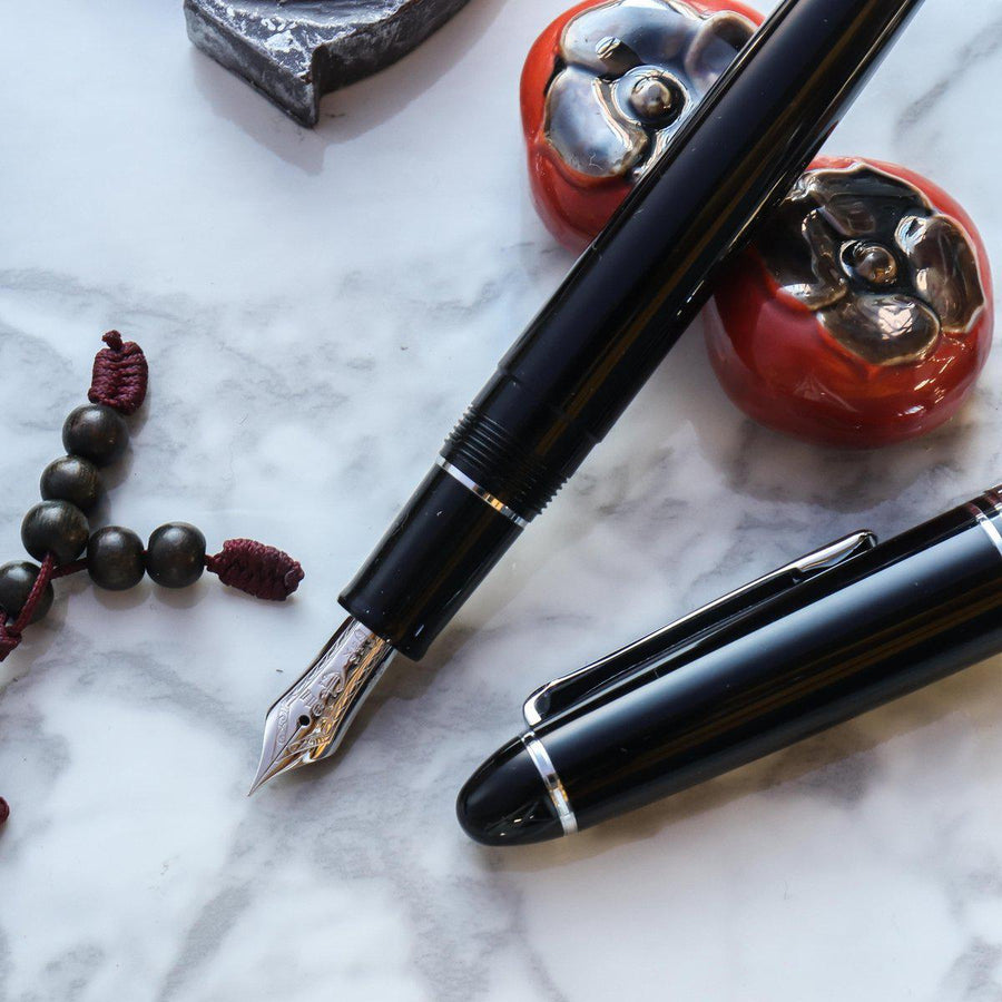 SAILOR 1911 Standard (Mid size) Fountain Pen - Black Silver - PenSachi Japanese Limited Fountain Pen